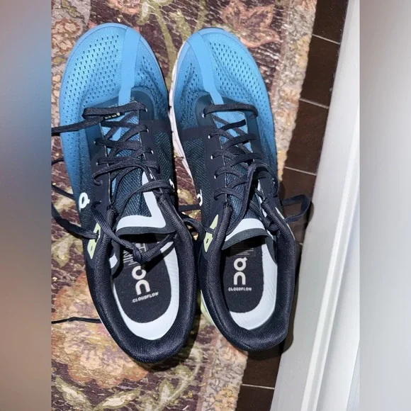 NWOT On Running Men's Cloudflow Shoes - Ink / Meadow - Picture 4 of 9